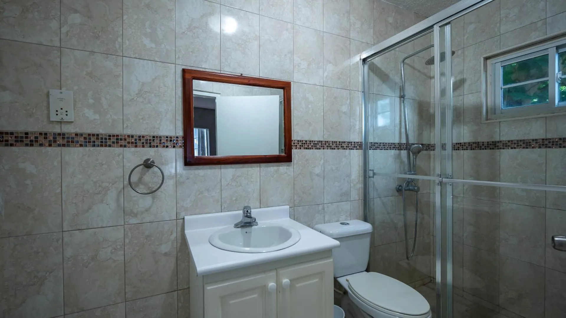 Apartamento Chrisann'S Beach Resort Saint Maryʼs Jamaica